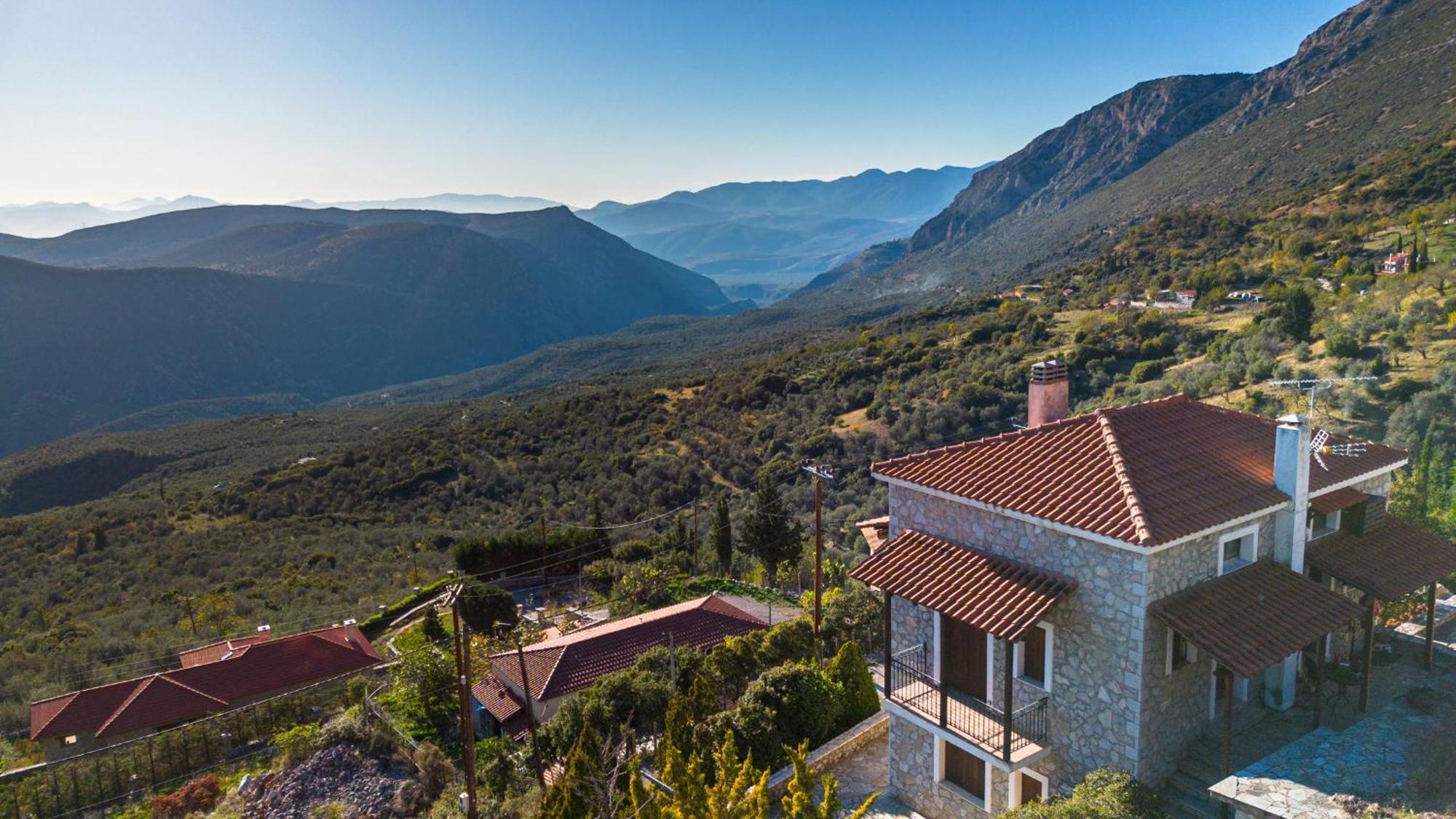 Rock Dandy Deluxe Chalet In Arachova - Delphi, Sauna, Prv Parking, Amazing View Экстерьер фото