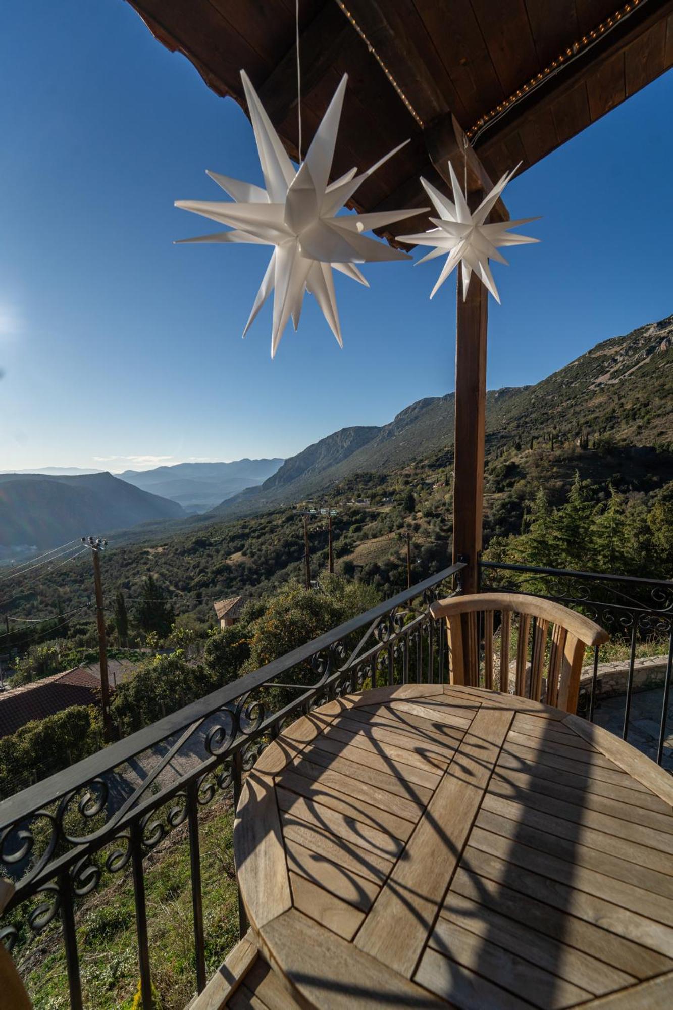 Rock Dandy Deluxe Chalet In Arachova - Delphi, Sauna, Prv Parking, Amazing View Экстерьер фото