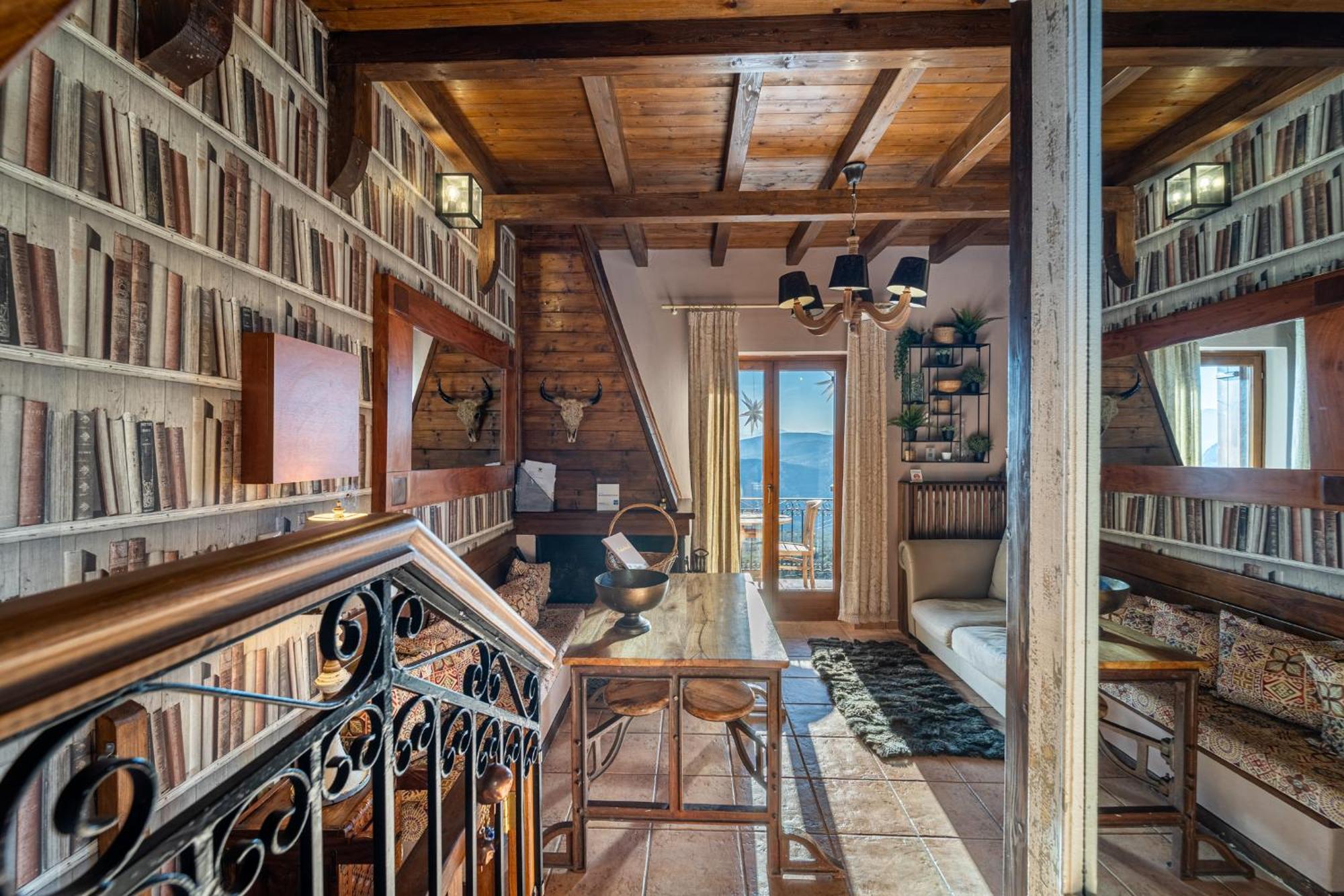 Rock Dandy Deluxe Chalet In Arachova - Delphi, Sauna, Prv Parking, Amazing View Экстерьер фото